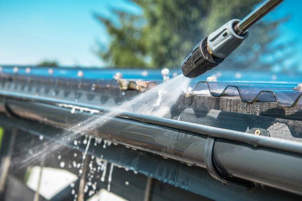 Why Choose Our Certified Pressure Washing Experts for Your Project Needs in Dalworthington Gardens, TX?