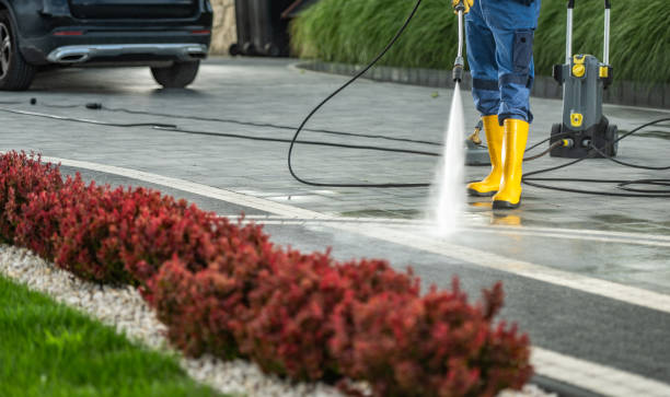 Why Choose Our Certified Pressure Washing Experts for Your Project Needs in Dalworthington Gardens, TX?